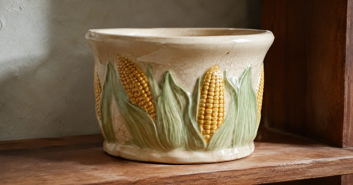 Shawnee Pottery Marks: How to Identify and Date Shawnee